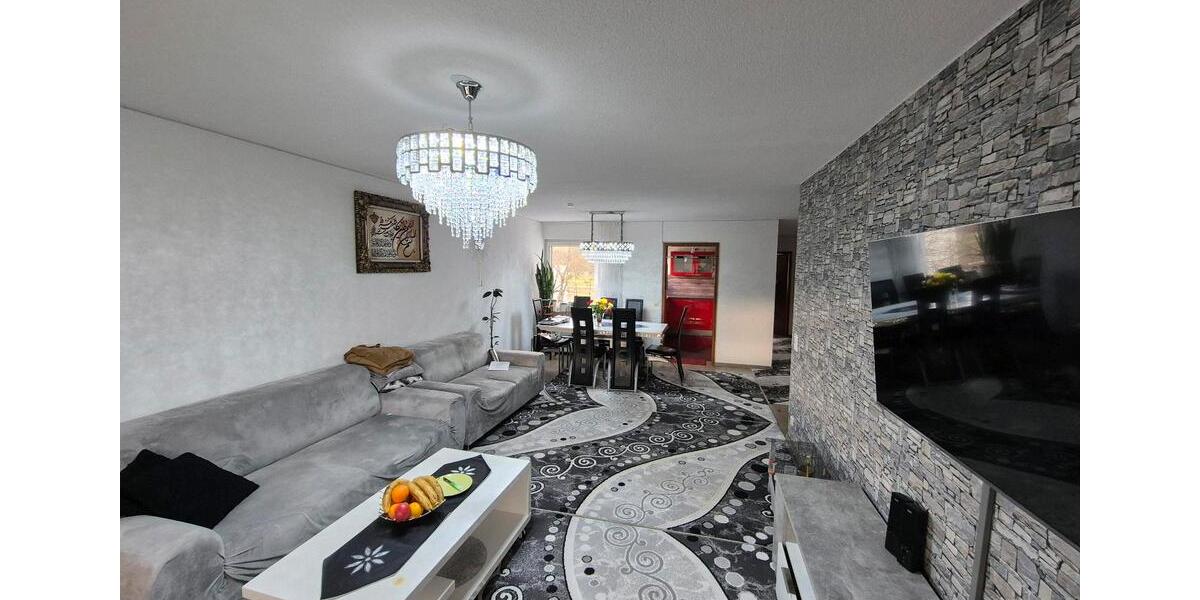 Etagenwohnung Winterbach - 3.5 Zimmer, 89 m&sup2;, 315.000&euro; | Angebot:23142297