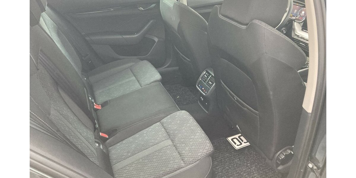 Skoda Octavia 4x4 Navi,LED,1.Hand,Standheizung* 294.972 km 15.750 &euro; Schorndorf 73614