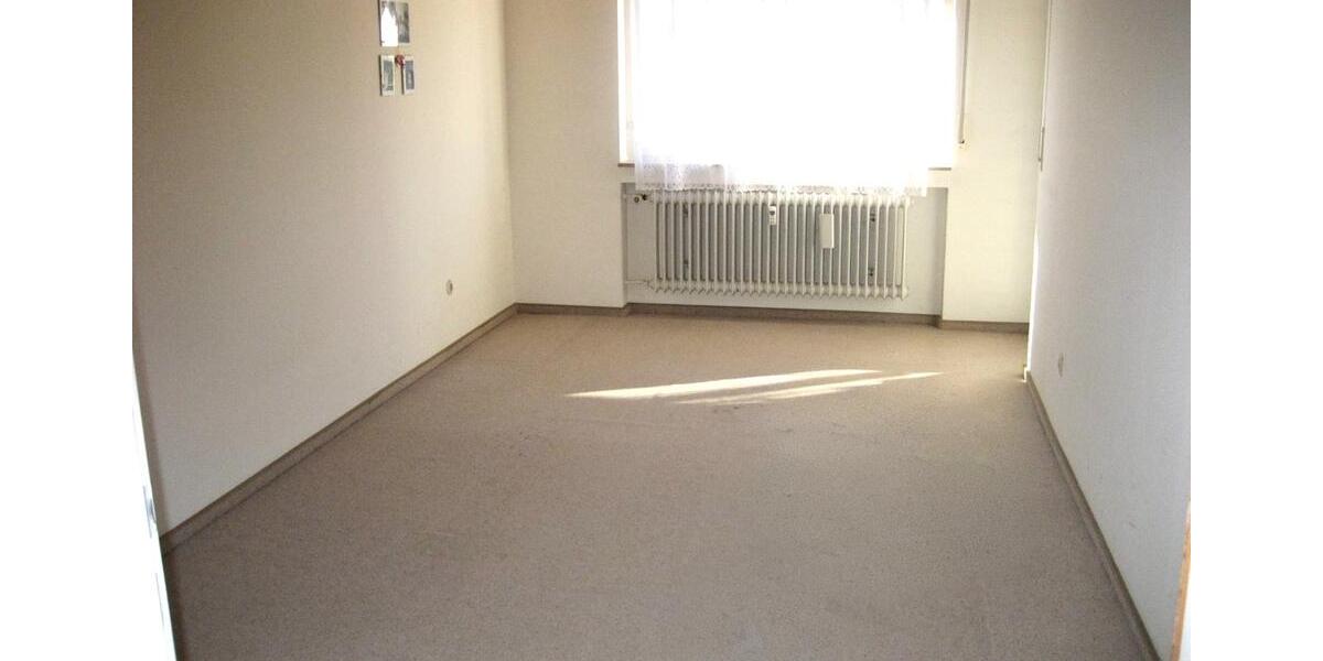 Etagenwohnung Frickenhausen - 5 Zimmer, 97 m&sup2;, 330.000&euro; | Angebot:27088374