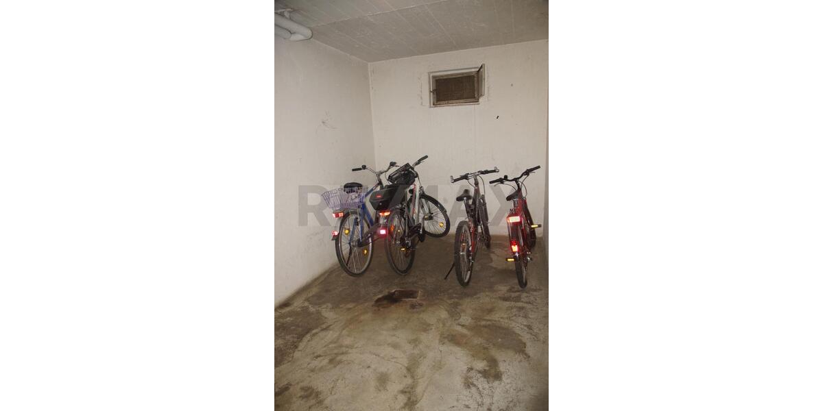 Etagenwohnung Göppingen Bruckwasen - 3.5 Zimmer, 79 m&sup2;, 850&euro; | Angebot:25919060