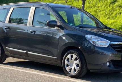Dacia Lodgy 209.000 km 4.900 &euro; Fellbach 70736