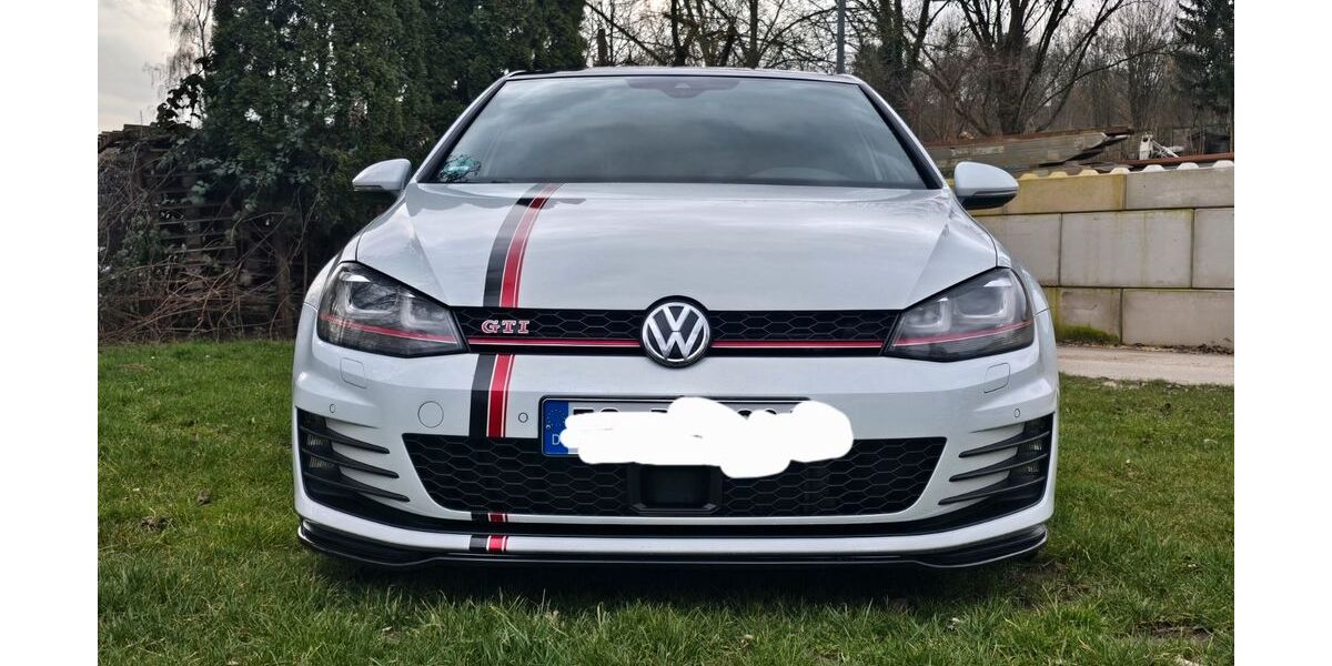 VW Golf 147.887 km 16.000 &euro; Esslingen 73734