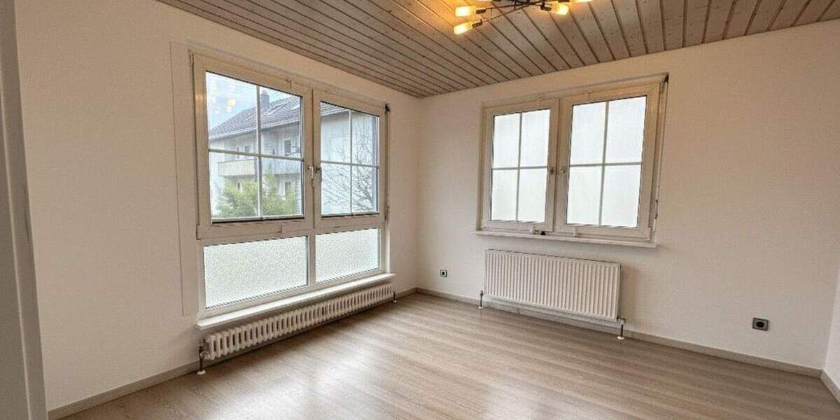Etagenwohnung Esslingen am Neckar Berkheim - 2 Zimmer, 71 m&sup2;, 289.000&euro; | Angebot:25707785