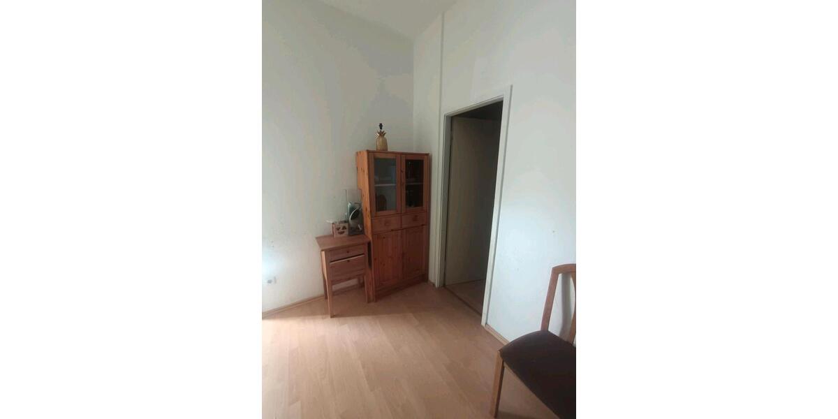 Erdgeschoßwohnung Ebersbach an der Fils - 5 Zimmer, 90 m&sup2;, 1.350&euro; | Angebot:26612908