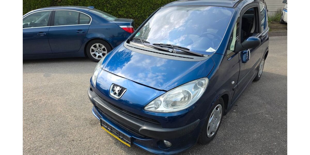 Peugeot 1007 122.919 km 1.750 &euro; Uhingen 73066