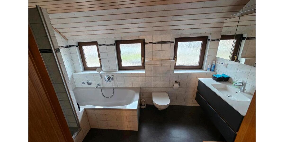 Maisonettenwohnung Auenwald - 6.5 Zimmer, 112 m&sup2;, 1.400&euro; | Angebot:25642683