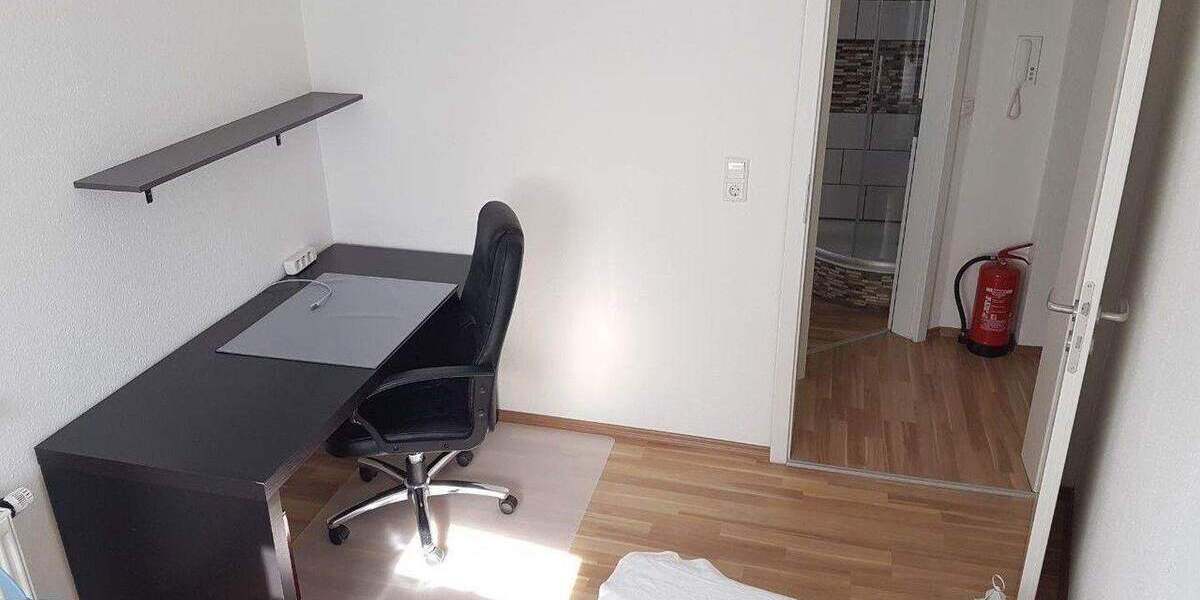 Mehrfamilienhaus, Wohnhaus Schwäbisch Gmünd - 6 Zimmer, 105 m&sup2;, 265.000&euro; | Angebot:25657385