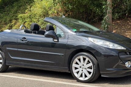 Peugeot 207 94.000 km 3.800 &euro; Fellbach 70736