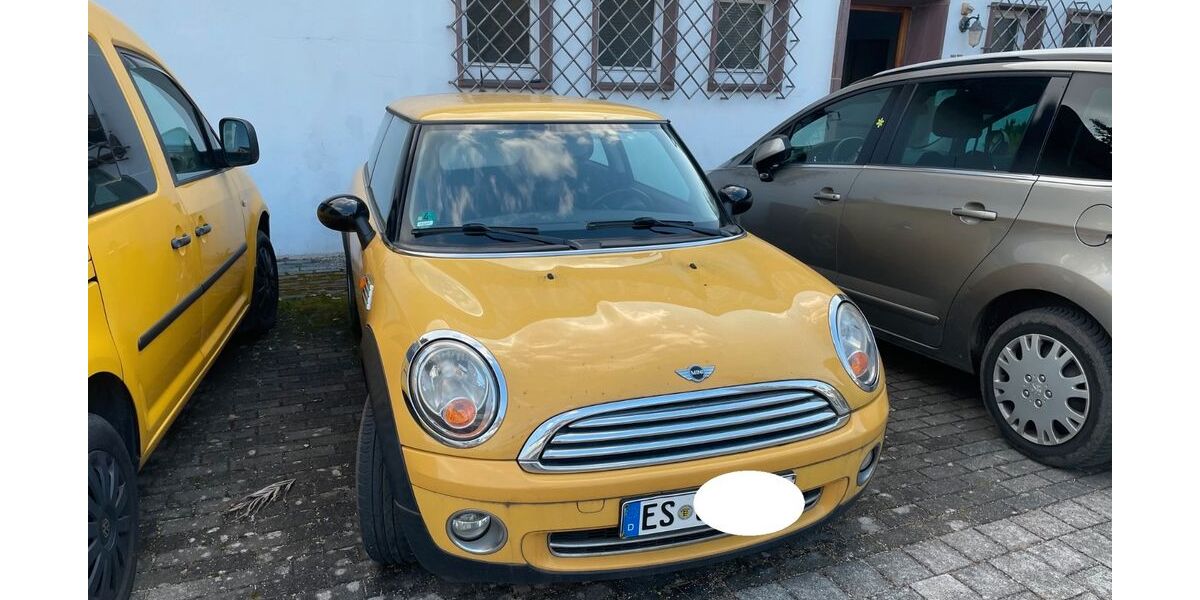 Mini ONE 153.000 km 2.000 &euro; Esslingen 73733