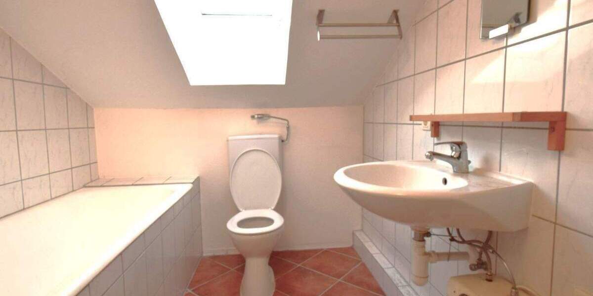 Einfamilienhaus Göppingen Bezgenriet - 6 Zimmer, 132 m&sup2;, 393.900&euro; | Angebot:25672855