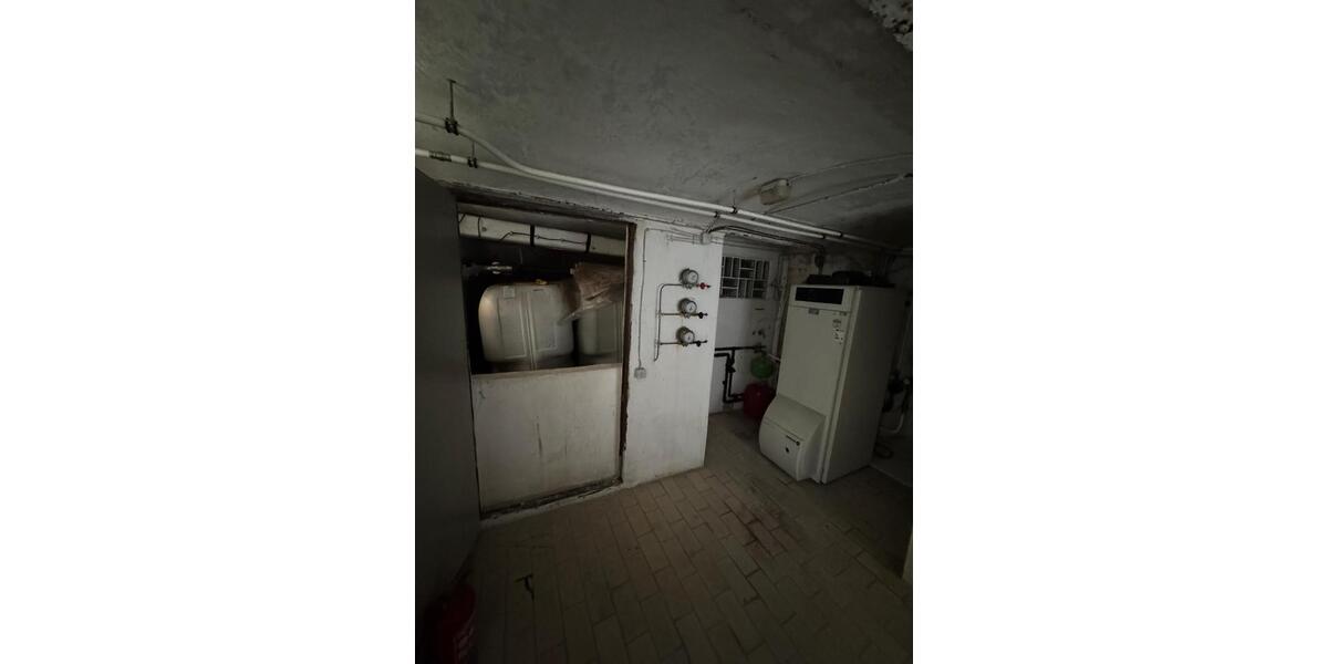 Reihenhaus Ostfildern - 7 Zimmer, 180 m&sup2;, 92.000&euro; | Angebot:24828041