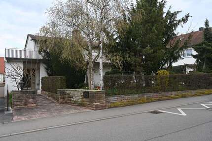 Haus Schwaikheim - 16 Zimmer, 570 m&sup2;, 1.195.000&euro; | Angebot:25941463