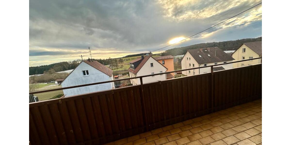 Etagenwohnung Lonsee - 4 Zimmer, 85 m&sup2;, 850&euro; | Angebot:25446983