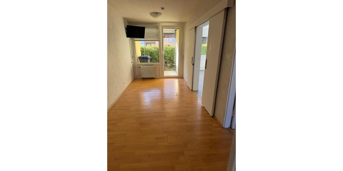 Etagenwohnung Göppingen Bruckwasen - 3 Zimmer, 66 m&sup2;, 600&euro; | Angebot:25638375