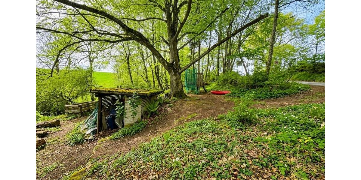 Einfamilienhaus Bad Urach - 7 Zimmer, 192 m&sup2;, 499.000&euro; | Angebot:26004830