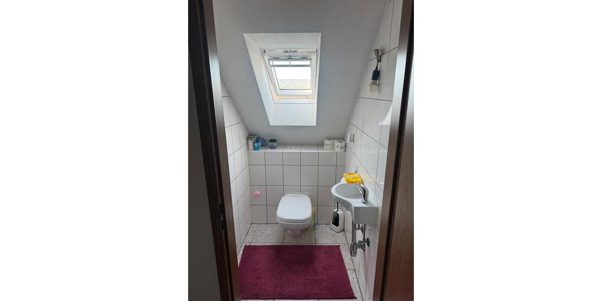 Dachgeschoßwohnung Altbach - 2 Zimmer, 68 m&sup2;, 750&euro; | Angebot:24876922