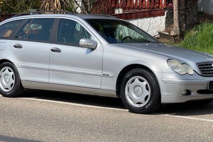 Mercedes-Benz C 180 182.000 km 2.900 &euro; Fellbach 70736