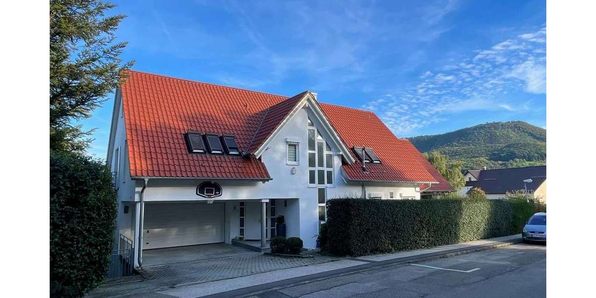 Einfamilienhaus Bissingen - 8.5 Zimmer, 265 m&sup2;, 1.095.000&euro; | Angebot:23047855