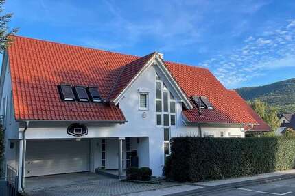 Haus Bissingen - 8.5 Zimmer, 265 m&sup2;, 1.095.000&euro; | Angebot:23047855