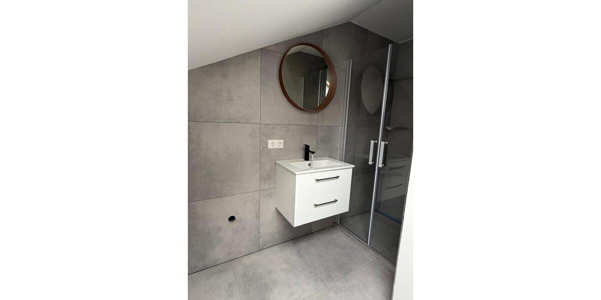 Etagenwohnung Denkendorf - 3 Zimmer, 85 m&sup2;, 1.200&euro; | Angebot:24851594