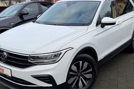 VW Tiguan 49.000 km 26.990 &euro; Geislingen/Steige 73312