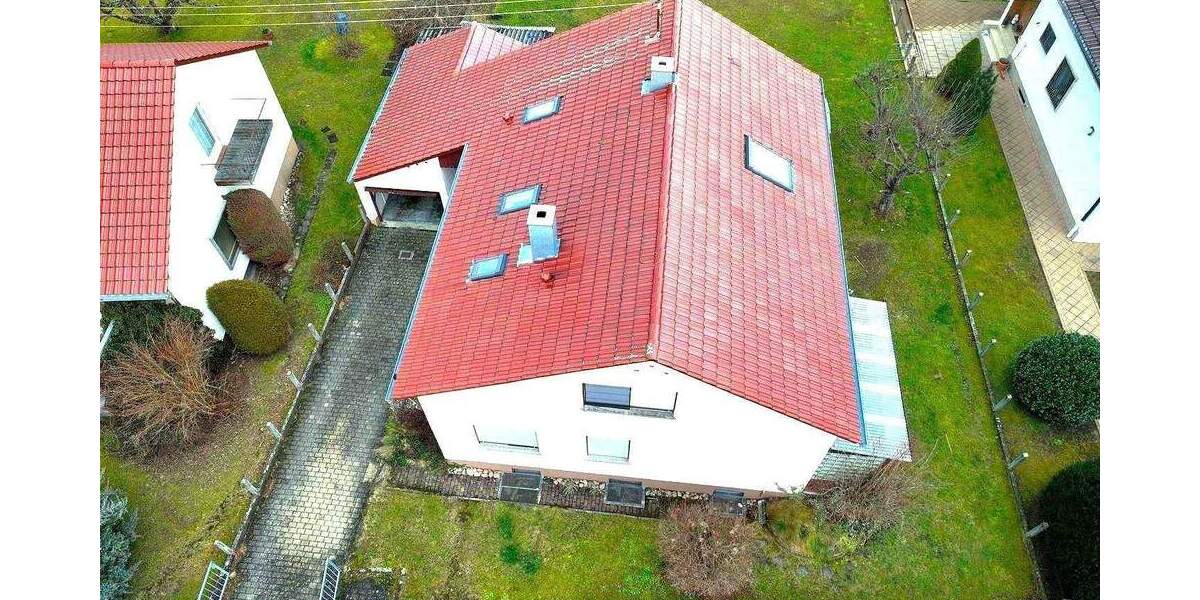 Einfamilienhaus Göppingen Bezgenriet - 6 Zimmer, 132 m&sup2;, 393.900&euro; | Angebot:25672855