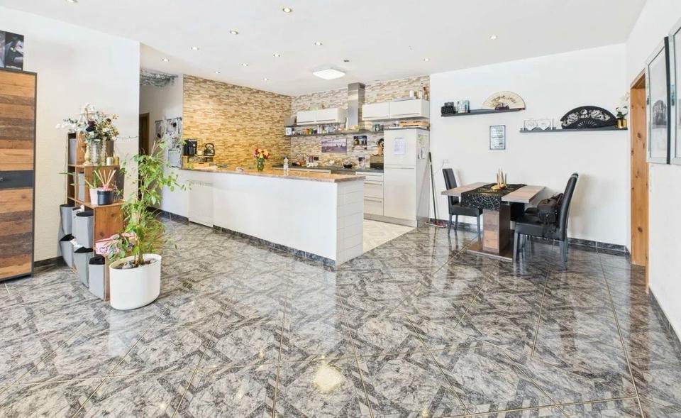 Etagenwohnung Eislingen (Fils) - 4 Zimmer, 108 m&sup2;, 1.350&euro; | Angebot:25965647