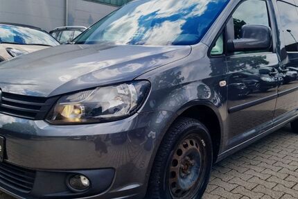 VW Caddy 175.000 km 8.800 &euro; Ebersbach an der Fils. 73061