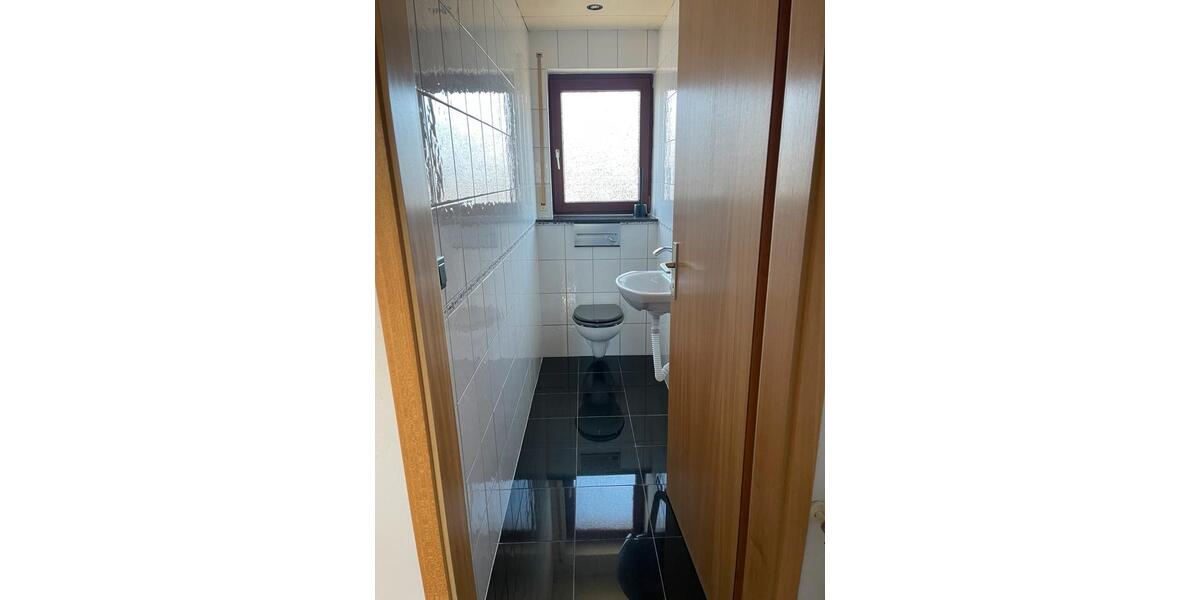 Etagenwohnung Laichingen - 4.5 Zimmer, 113 m&sup2;, 1.300&euro; | Angebot:26671464