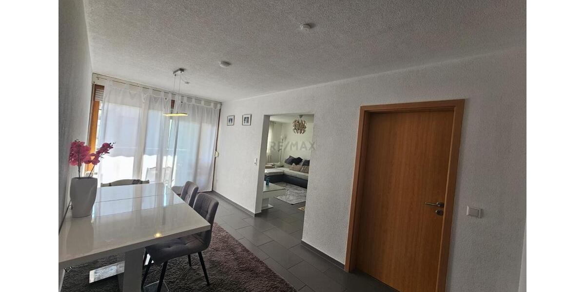 Etagenwohnung Göppingen Bruckwasen - 3.5 Zimmer, 79 m&sup2;, 850&euro; | Angebot:25919060