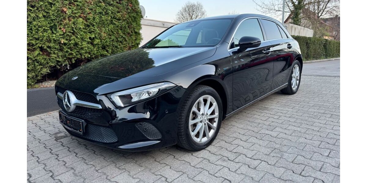 Mercedes-Benz A 250 82.000 km 21.580 &euro; Dettingen unter Teck 73265