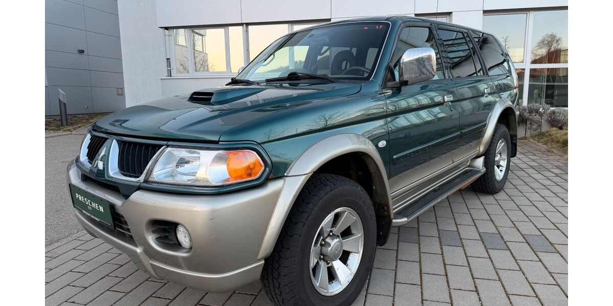 Mitsubishi Pajero 41.632 km 9.876 &euro; Göppingen 73037