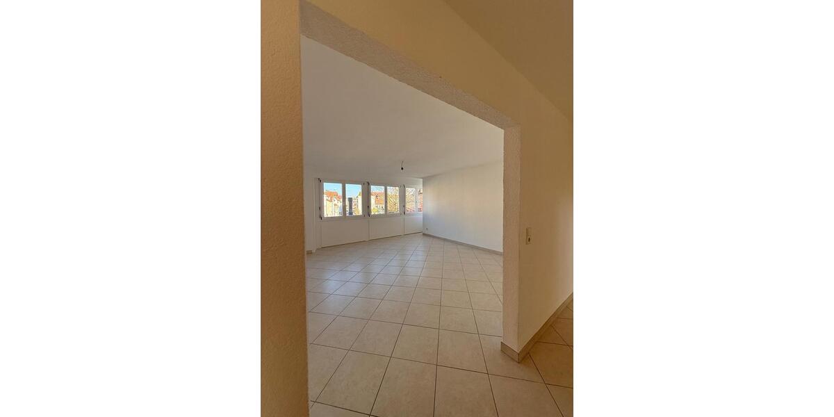 Etagenwohnung Reichenbach an der Fils - 3 Zimmer, 100 m&sup2;, 1.200&euro; | Angebot:25405929