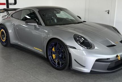 Porsche 992 9.980 km 234.900 &euro; Heroldstatt 72535