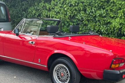 Fiat 124 Spider 8.561 km 16.000 &euro; Ohmden 73275