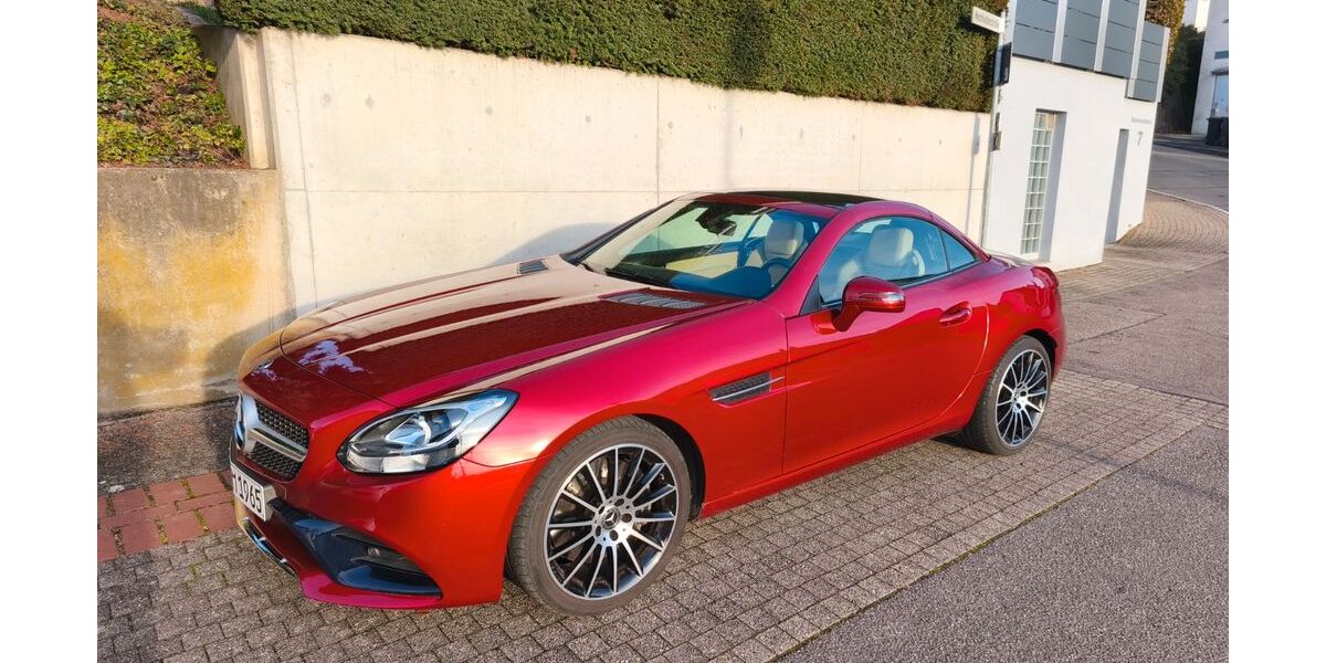 Mercedes-Benz SLC 200 15.500 km 41.799 &euro; Deizisau 73779
