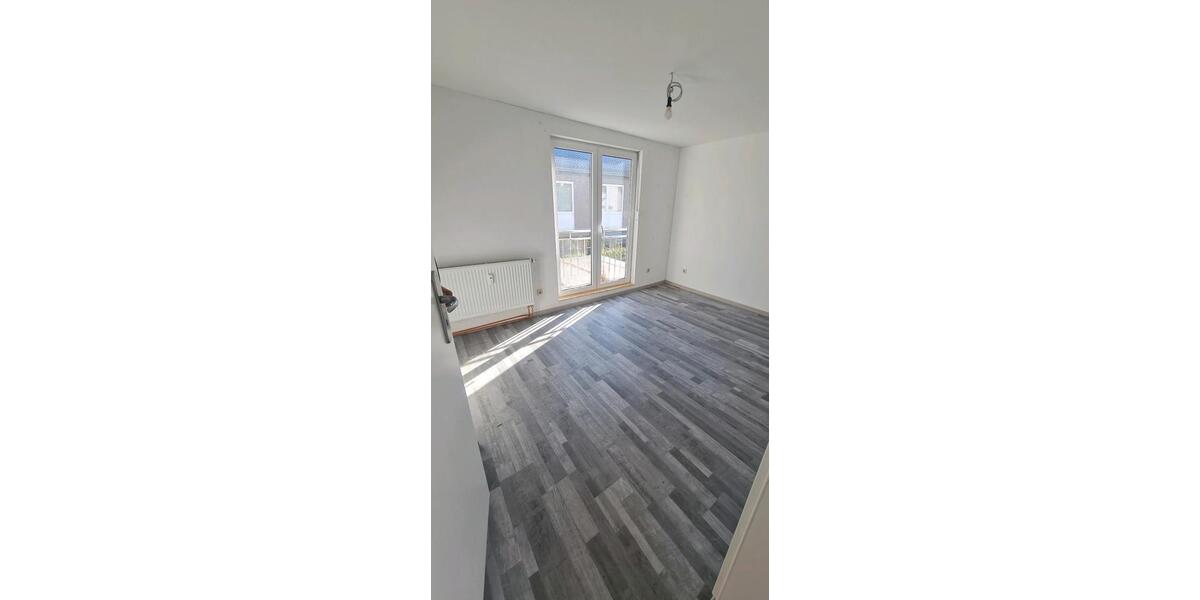 Etagenwohnung Lorch - 4 Zimmer, 90 m&sup2;, 1.000&euro; | Angebot:27570365