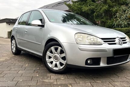 VW Golf 221.000 km 2.500 &euro; Süßen 73079