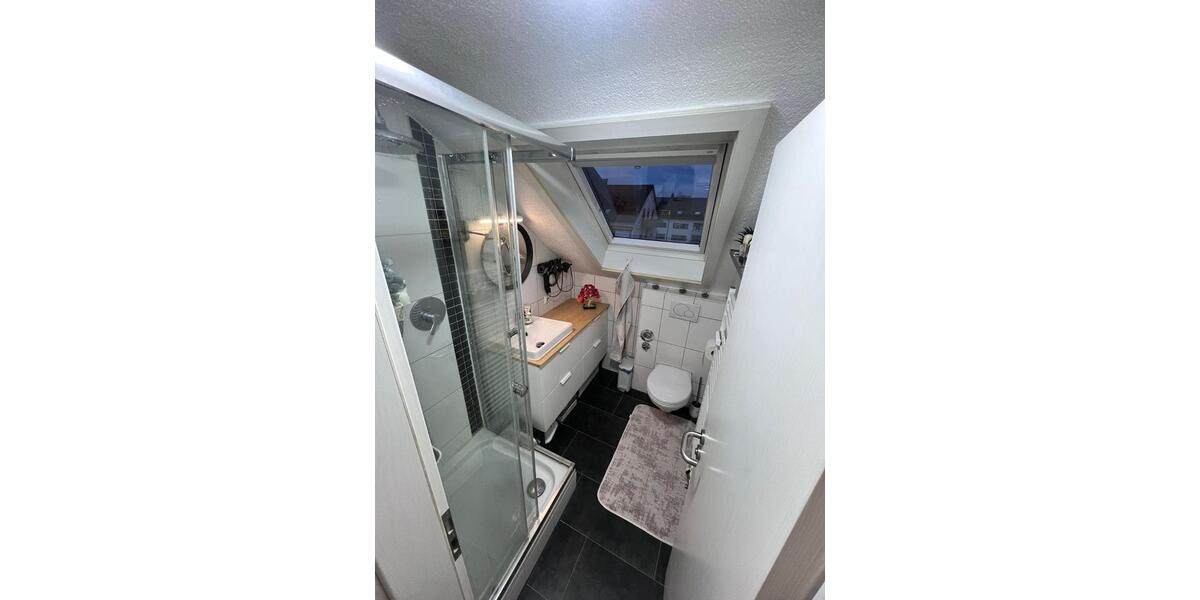 Dachgeschoßwohnung Schorndorf - 3 Zimmer, 61 m&sup2;, 219.000&euro; | Angebot:25355005