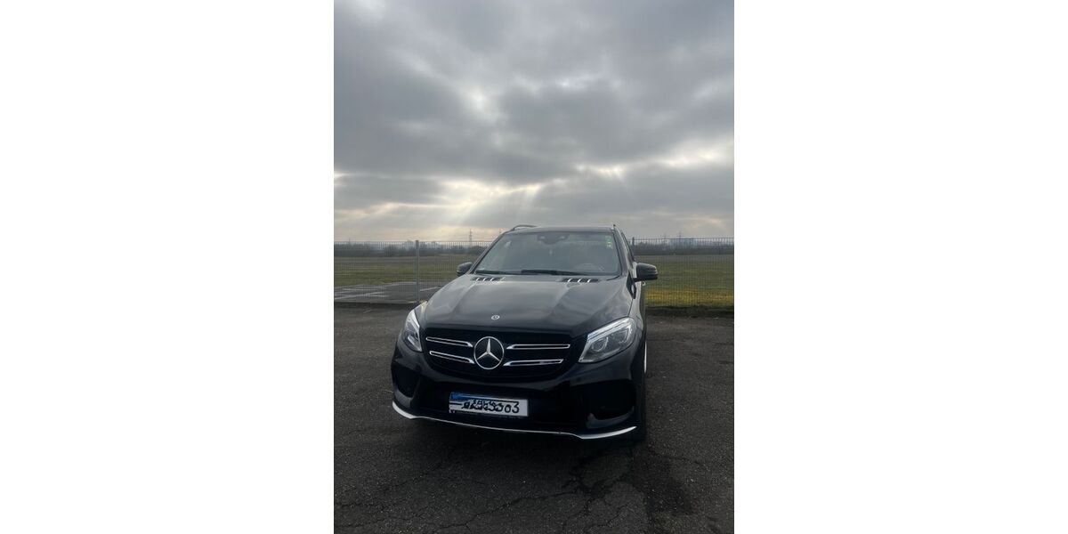 Mercedes-Benz GLE 43 AMG 121.000 km 38.200 &euro; fellbach 70736