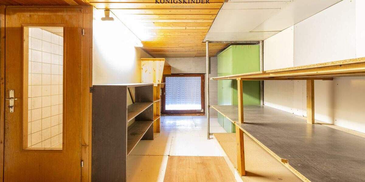 Mehrfamilienhaus, Wohnhaus Erkenbrechtsweiler - 9 Zimmer, 182 m&sup2;, 445.000&euro; | Angebot:25772704