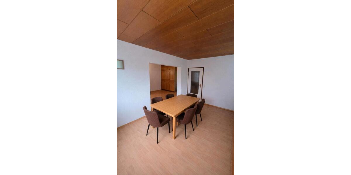 Reihenhaus Schwäbisch Gmünd - 7 Zimmer, 139 m&sup2;, 1.500&euro; | Angebot:26618242