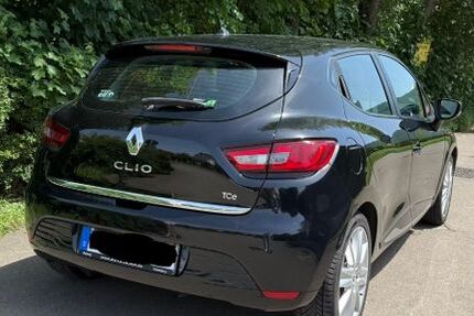 Renault Clio 134.000 km 5.100 &euro; Nürtingen 72622