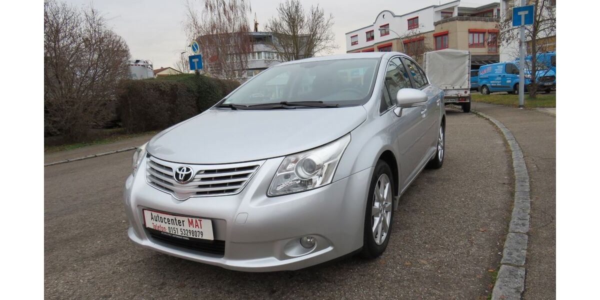 Toyota Avensis 150.000 km 8.850 &euro; Fellbach 70736