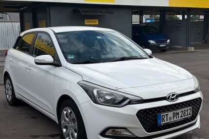Hyundai i20 91.000 km 7.300 &euro; Wendlingen 73240