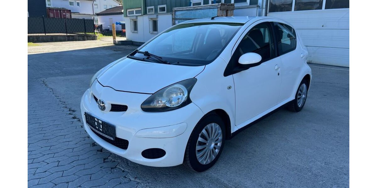 Toyota Aygo (X) 188.014 km 2.299 &euro; Uhingen 73066