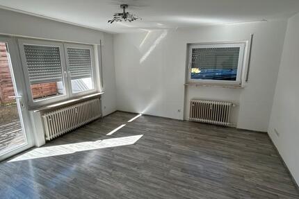 Wohnung Weinstadt - 3 Zimmer, 83 m&sup2;, 1.200&euro; | Angebot:25840415
