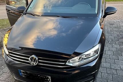 VW Touran 71.677 km 17.800 &euro; Heuchlingen 73572