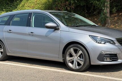 Peugeot 308 109.000 km 7.300 &euro; Fellbach 70736