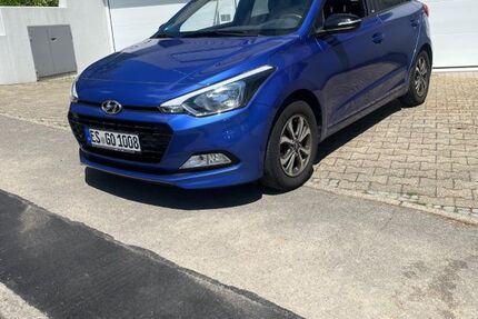 Hyundai i20 61.191 km 8.990 &euro; Esslingen 73732
